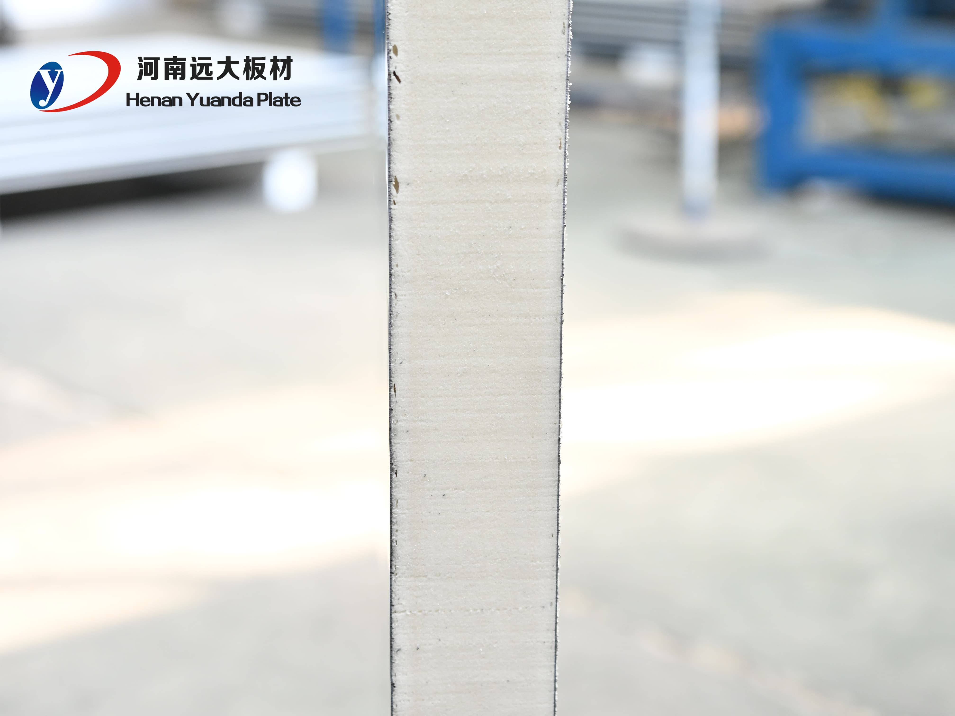 聚氨酯冷庫(kù)板:現(xiàn)代冷鏈物流的“節(jié)能基石”(圖2) 聚氨酯冷庫(kù)板:現(xiàn)代冷鏈物流的“節(jié)能基石”(圖2)